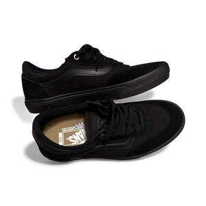 Vans Men's Classic Black Sneakers